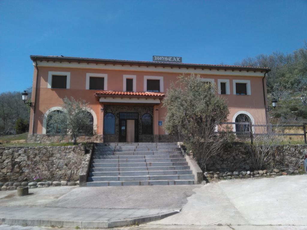 Hostal Miraflor De Las Cadenas Cuacos De Yuste Exterior photo